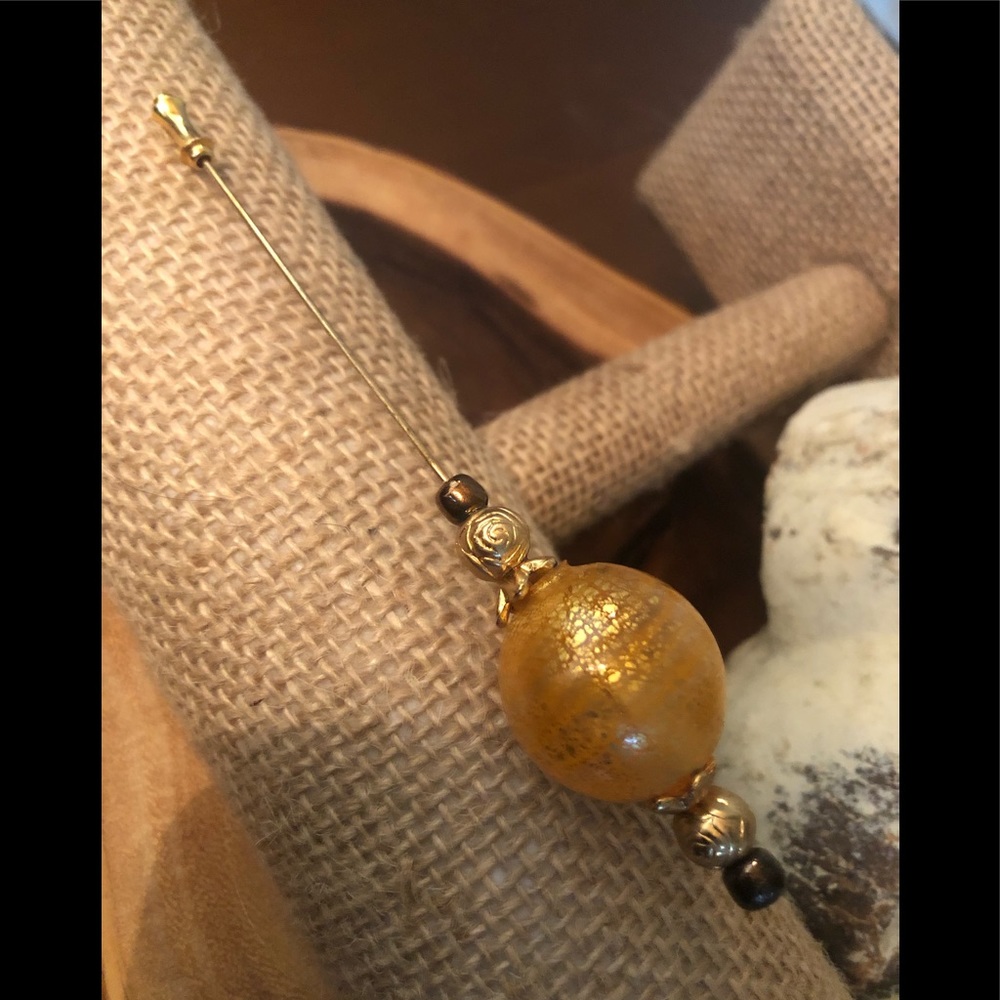 BEAUTIFUL Unique Artisan Gold Handblown Glass and Beaded Stickpin Brooch w/Cap